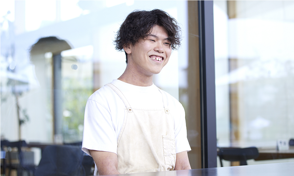 永倉 憂人