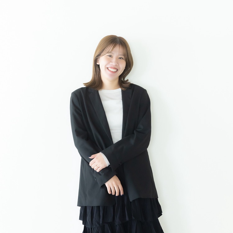 岩井　彩華